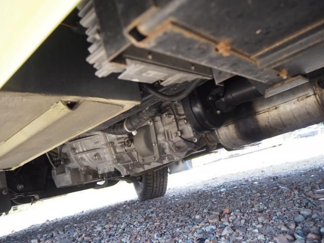 Mitsubishi ROSA 2015-03 7199755-26