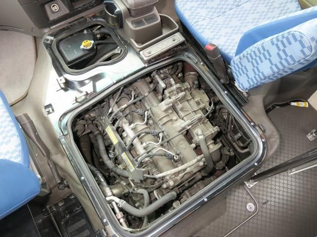 Mitsubishi ROSA 2018-03 7199757-20