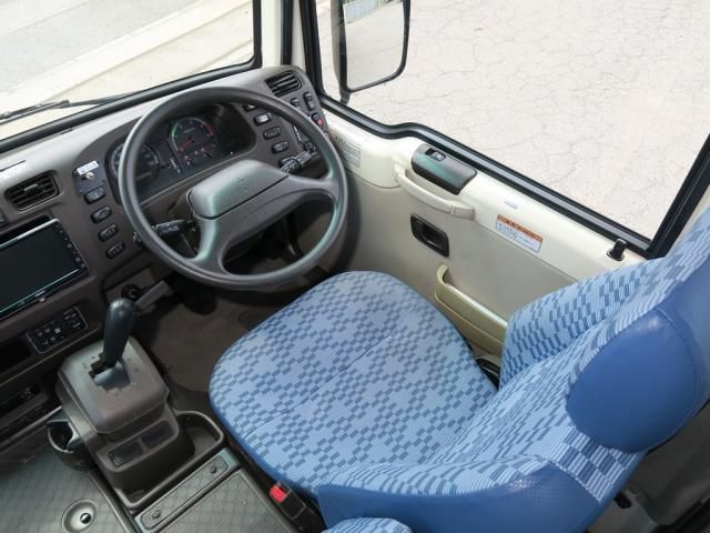 Mitsubishi ROSA 2018-03 7199757-22
