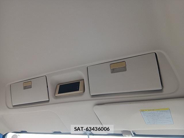 Mitsubishi ROSA 2010-01 7359681-13