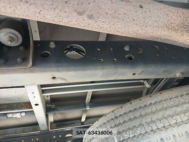Mitsubishi ROSA 2010-01 7359681-17