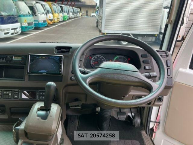 Mitsubishi ROSA 2019-03 7393933-11