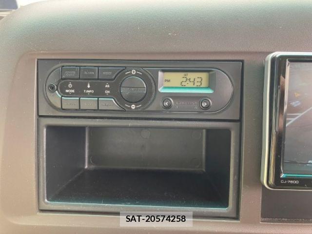 Mitsubishi ROSA 2019-03 7393933-14