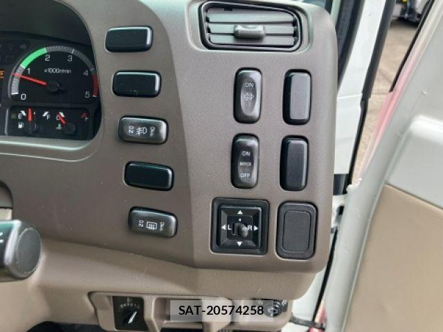 Mitsubishi ROSA 2019-03 7393933-17