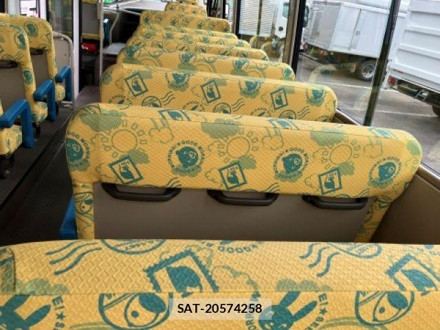 Mitsubishi ROSA 2019-03 7393933-28