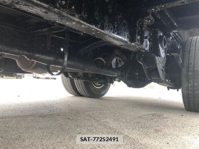 Mitsubishi ROSA 2010-09 7457486-19