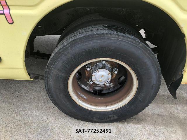 Mitsubishi ROSA 2010-09 7457486-21