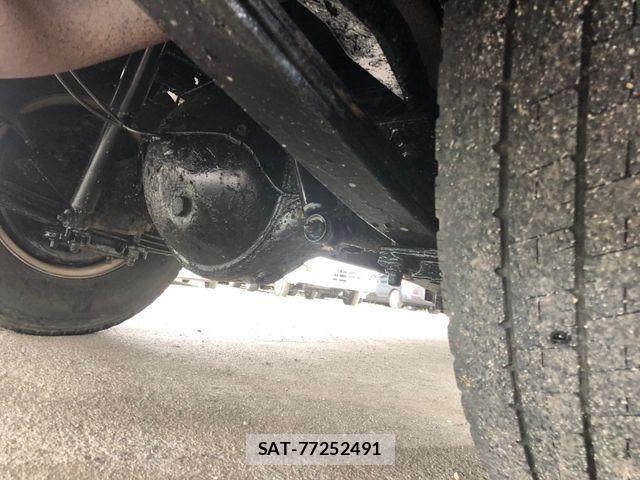Mitsubishi ROSA 2010-09 7457486-25