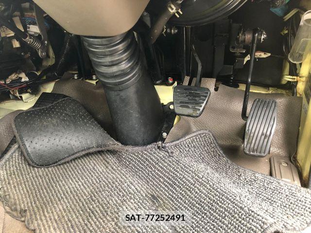 Mitsubishi ROSA 2010-09 7457486-4