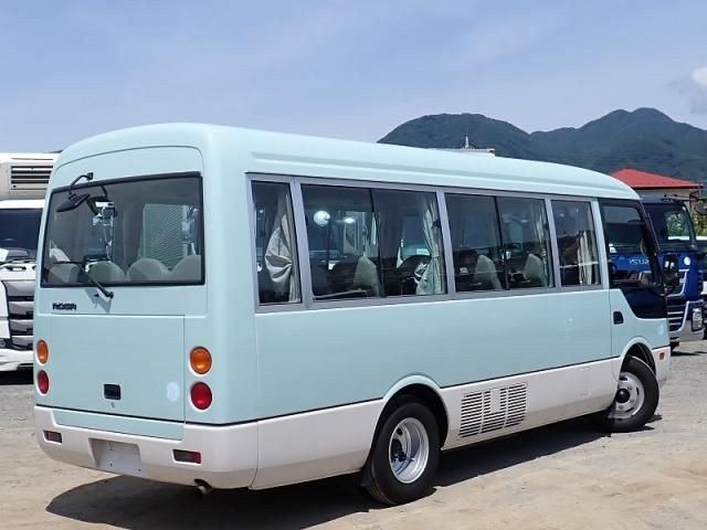 Mitsubishi ROSA 2003-09 7606991-2