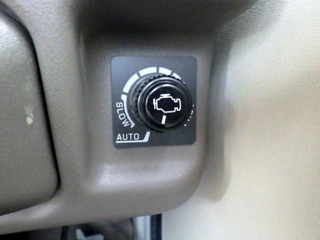 Mitsubishi ROSA 2016-12 7710495-22