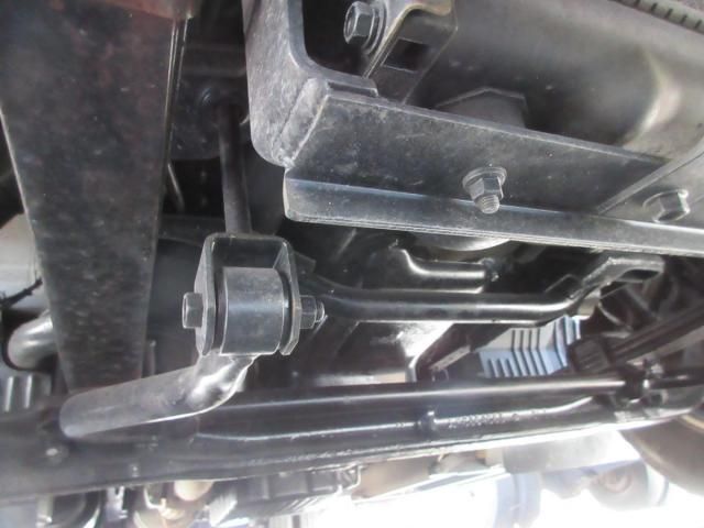 Mitsubishi ROSA 2011-04 7737891-11