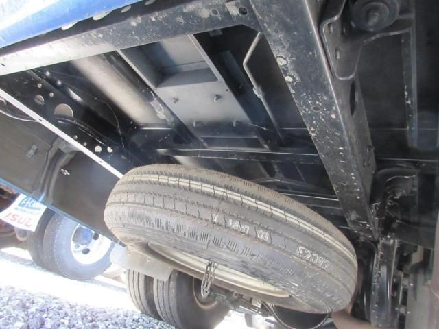 Mitsubishi ROSA 2011-04 7737891-14