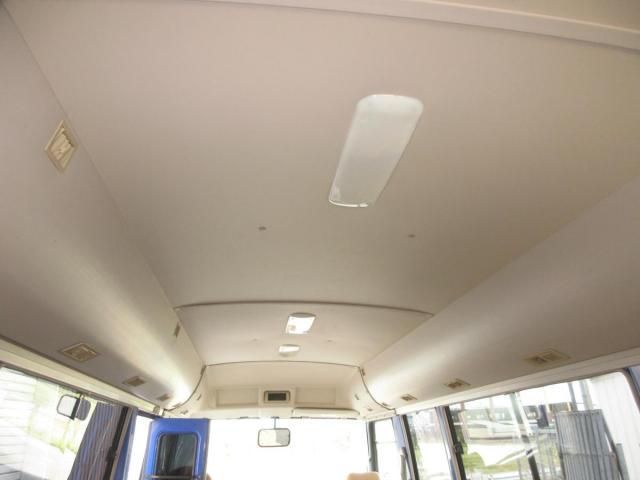 Mitsubishi ROSA 2011-04 7737891-25