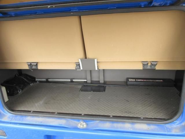 Mitsubishi ROSA 2011-04 7737891-29