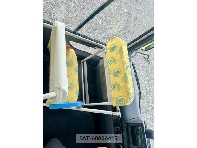 Mitsubishi ROSA 2023-07 7963634-15