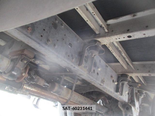 Mitsubishi ROSA 2006-07 8075424-11