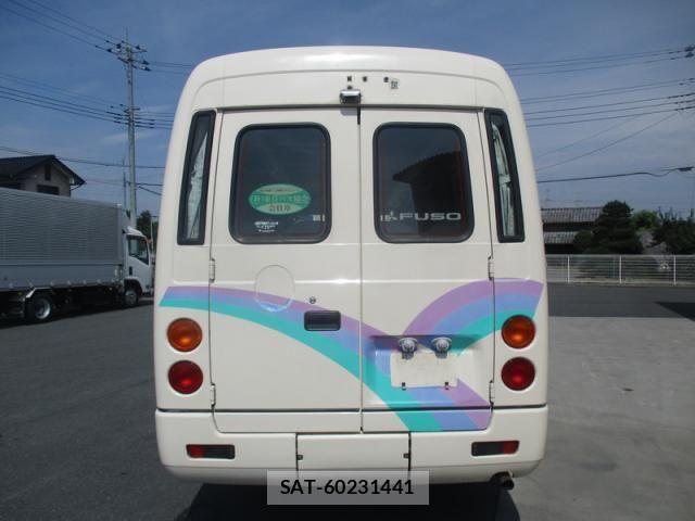 Mitsubishi ROSA 2006-07 8075424-23