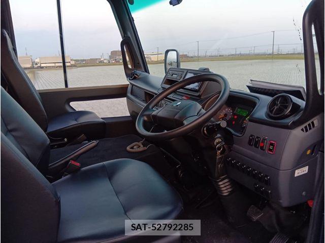 Mitsubishi ROSA 2023-02 8075422-13