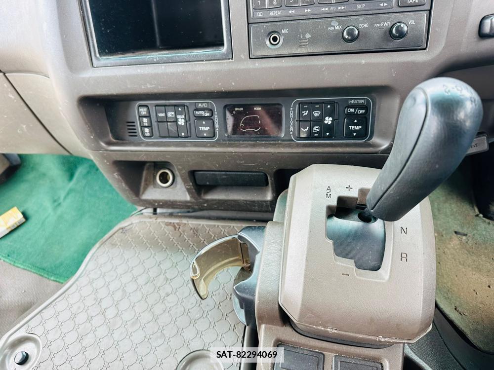 Mitsubishi ROSA 2011-11 3707348-16