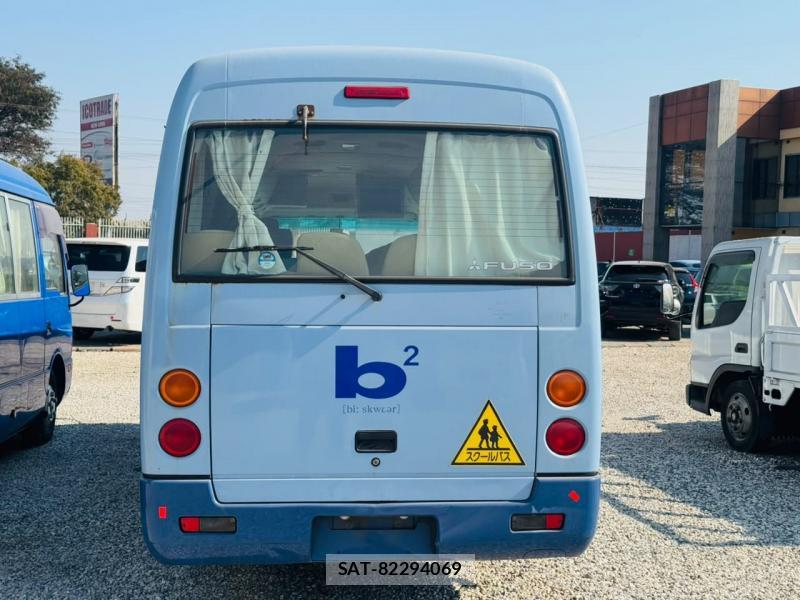 Mitsubishi ROSA 2011-11 3707348-2