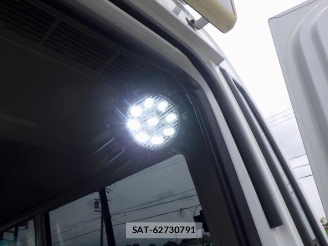 Mitsubishi ROSA 2023-06 8231654-19