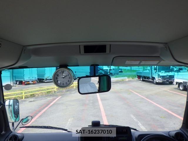 Mitsubishi ROSA 2019-12 8231655-16