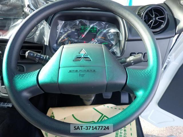 Mitsubishi ROSA 2026-05 8458351-19