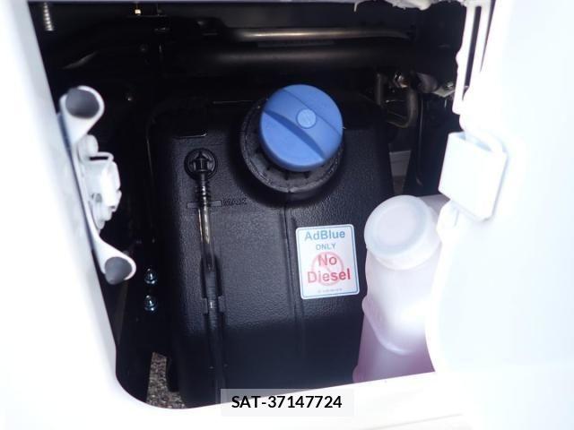 Mitsubishi ROSA 2026-05 8458351-4