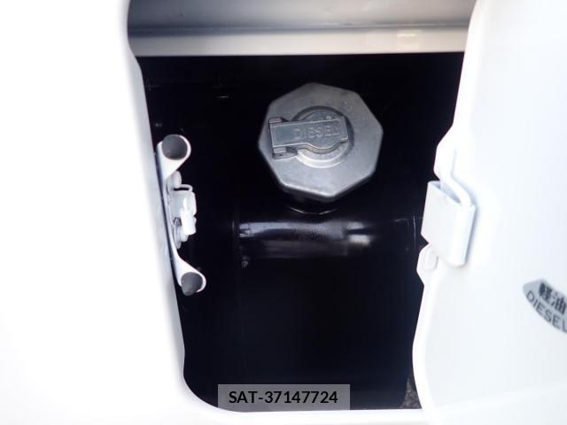 Mitsubishi ROSA 2026-05 8458351-5
