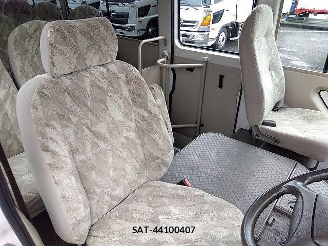 Mitsubishi ROSA 2003-06 8686478-11