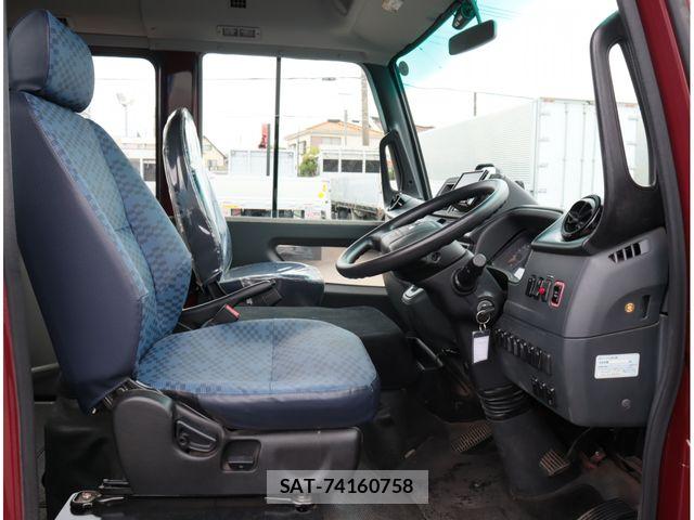 Mitsubishi ROSA 2023-05 8745649-14
