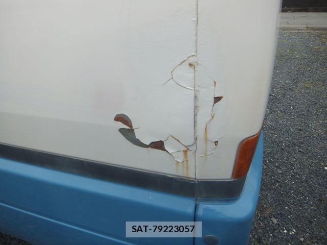 Mitsubishi ROSA 1994-11 8831407-6