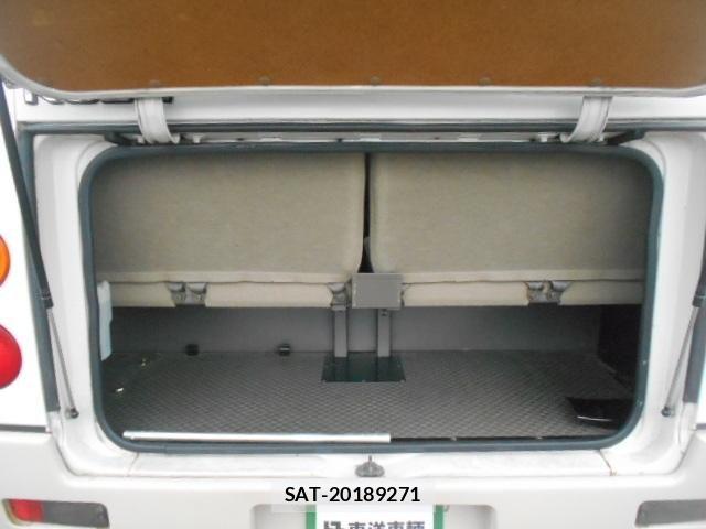 Mitsubishi ROSA 2004-05 8849963-12
