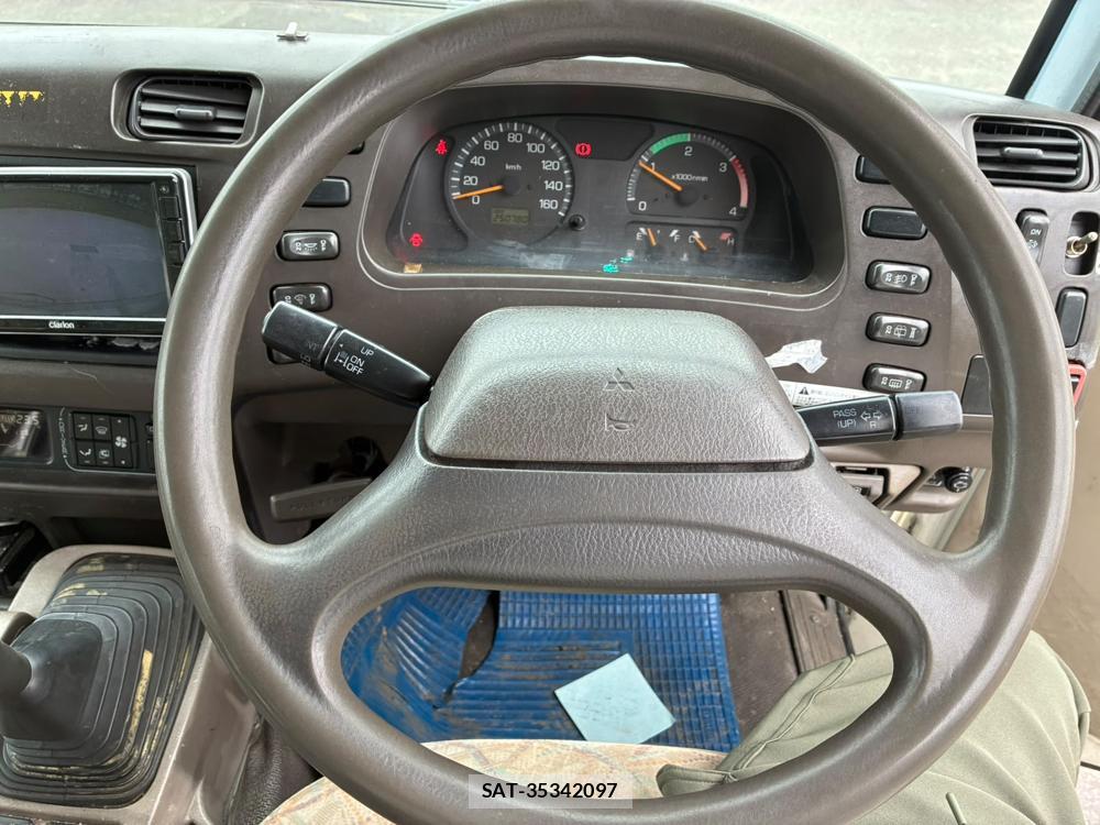 Mitsubishi ROSA 2008-05 8883197-14