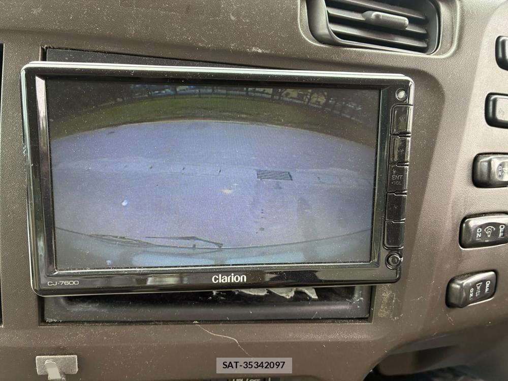 Mitsubishi ROSA 2008-05 8883197-18