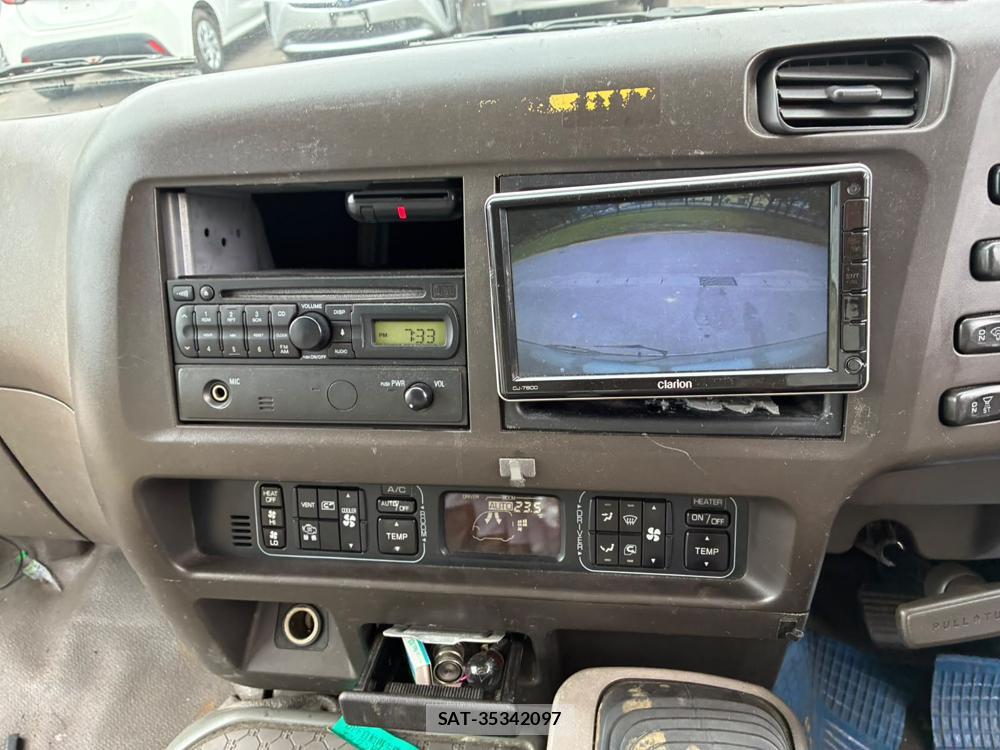 Mitsubishi ROSA 2008-05 8883197-19