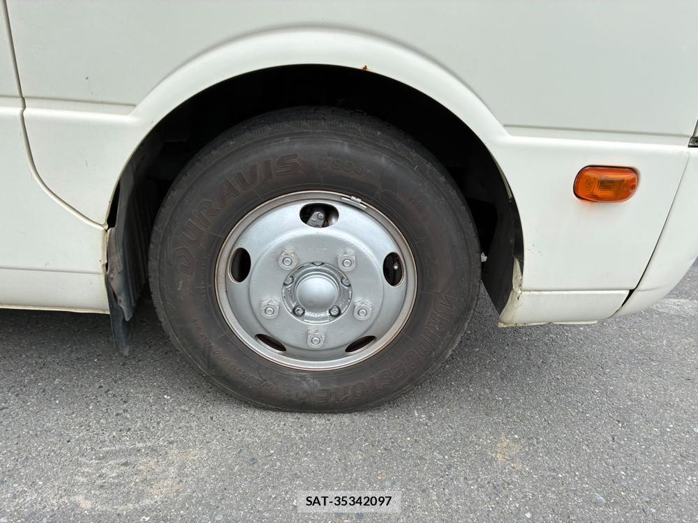 Mitsubishi ROSA 2008-05 8883197-27