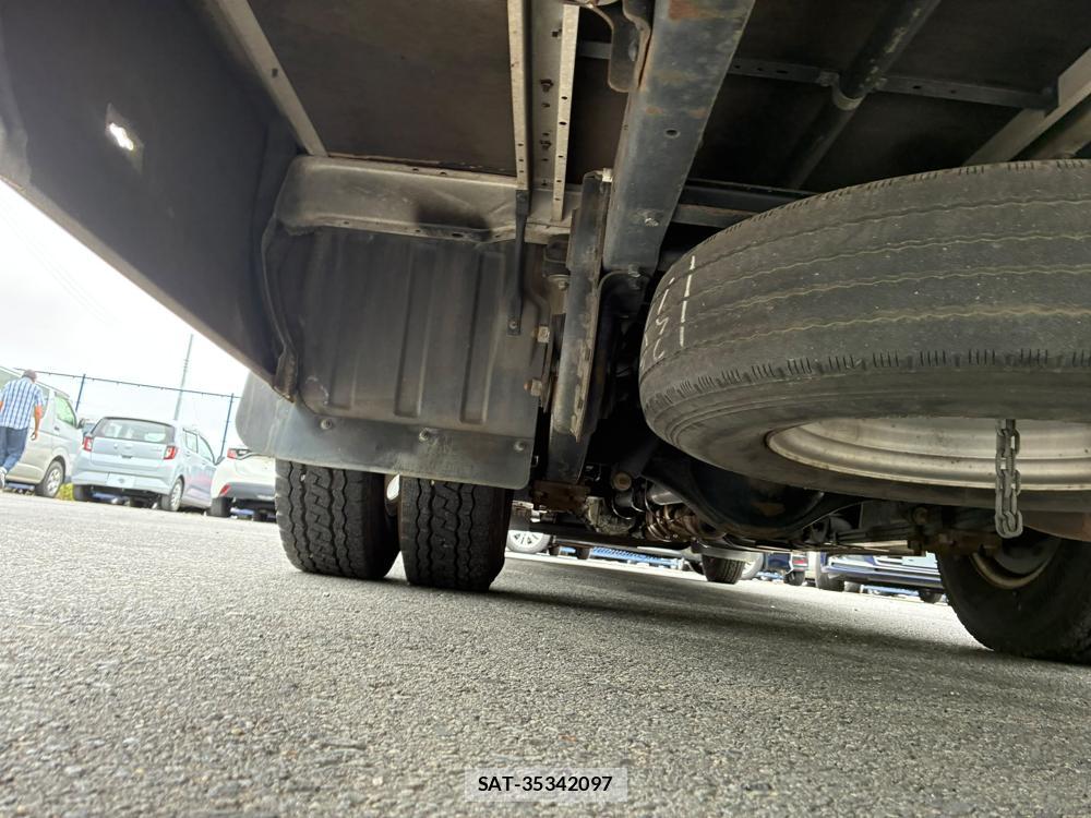 Mitsubishi ROSA 2008-05 8883197-32