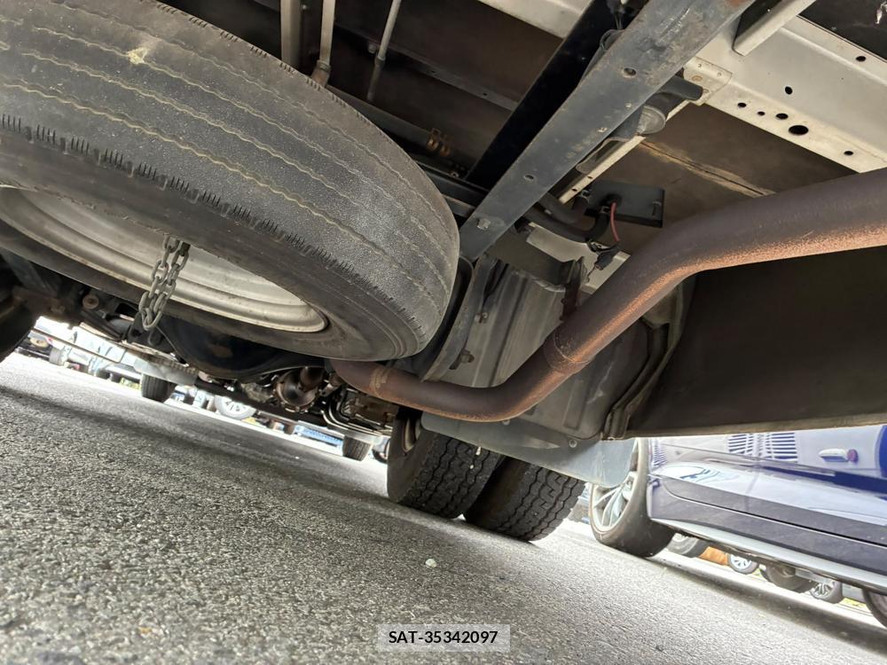 Mitsubishi ROSA 2008-05 8883197-33