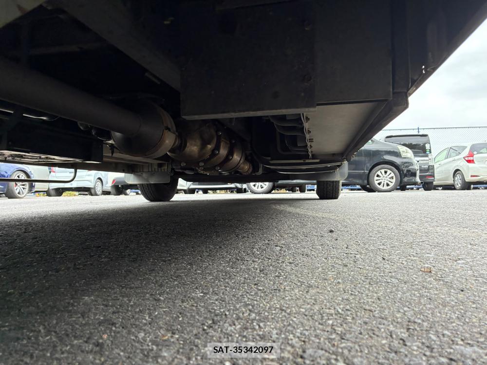 Mitsubishi ROSA 2008-05 8883197-35