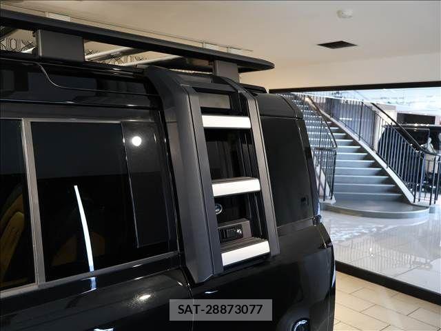 ROVER DEFENDER 2023-09 1355629-10