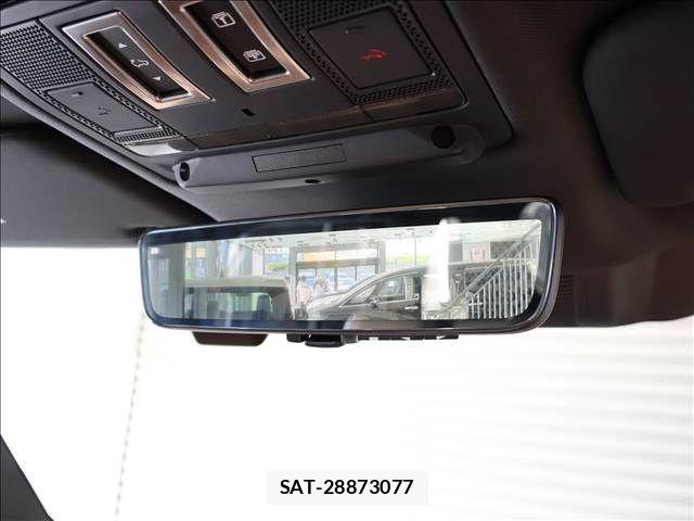 ROVER DEFENDER 2023-09 1355629-12