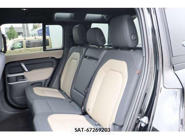 ROVER DEFENDER 2023-04 1828566-4