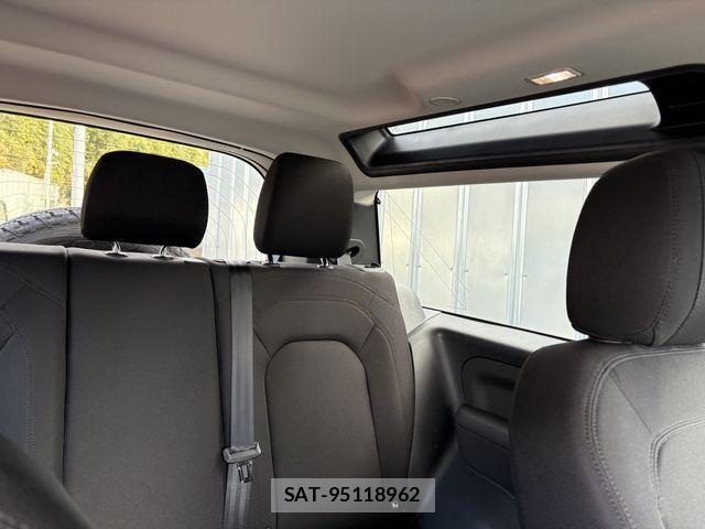 ROVER DEFENDER 2024-01 2033108-7