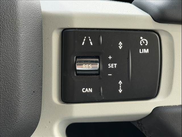 ROVER DEFENDER 2024-07 3682345-9
