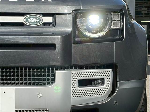 ROVER DEFENDER 2024-07 3682345-19