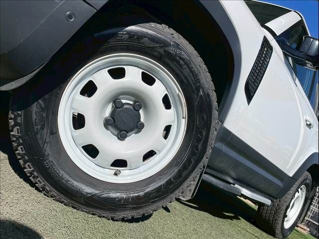 ROVER DEFENDER 2021-04 3682354-18