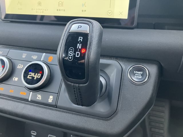 ROVER DEFENDER 2023-03 3682338-14