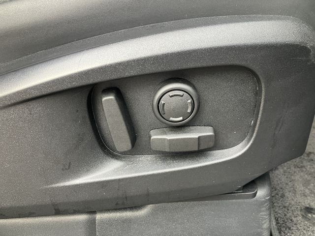 ROVER DEFENDER 2023-03 3682338-16